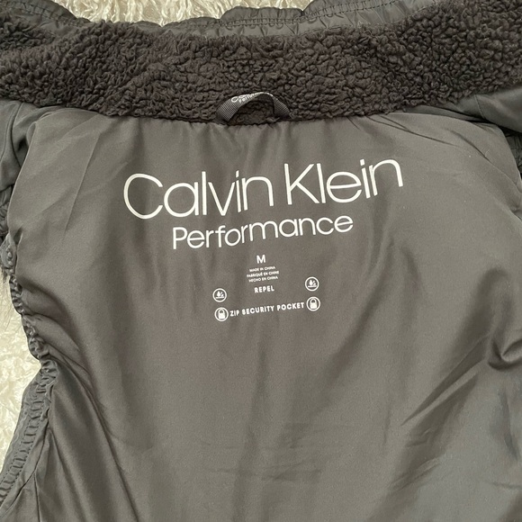 Calvin Klein Black Quilted Vest with Faux Fur - Picture 3 of 6